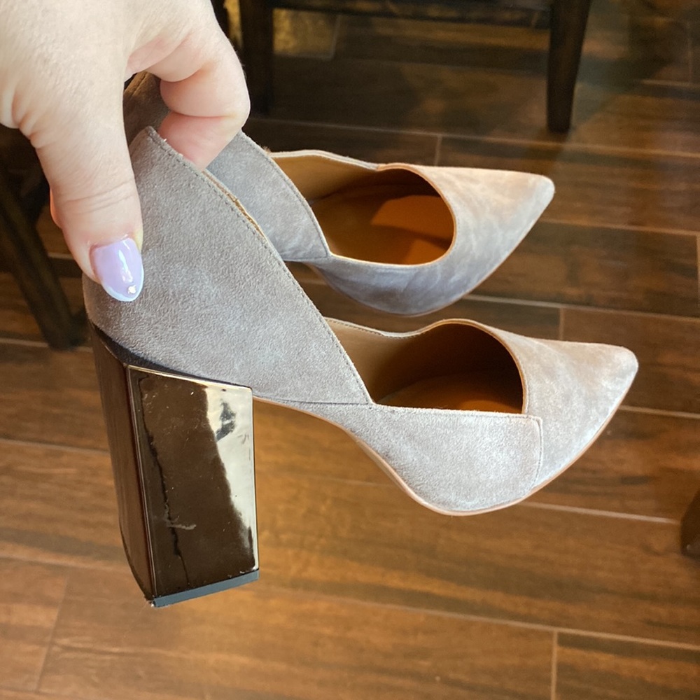 Halston mirror square heel pumps sz 8